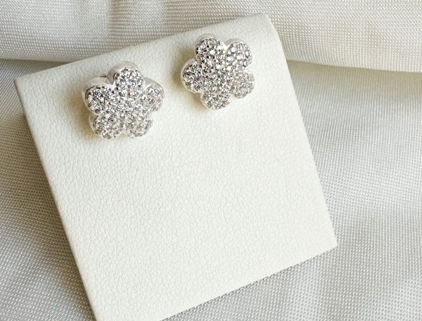 Set Completo de circonias en flor