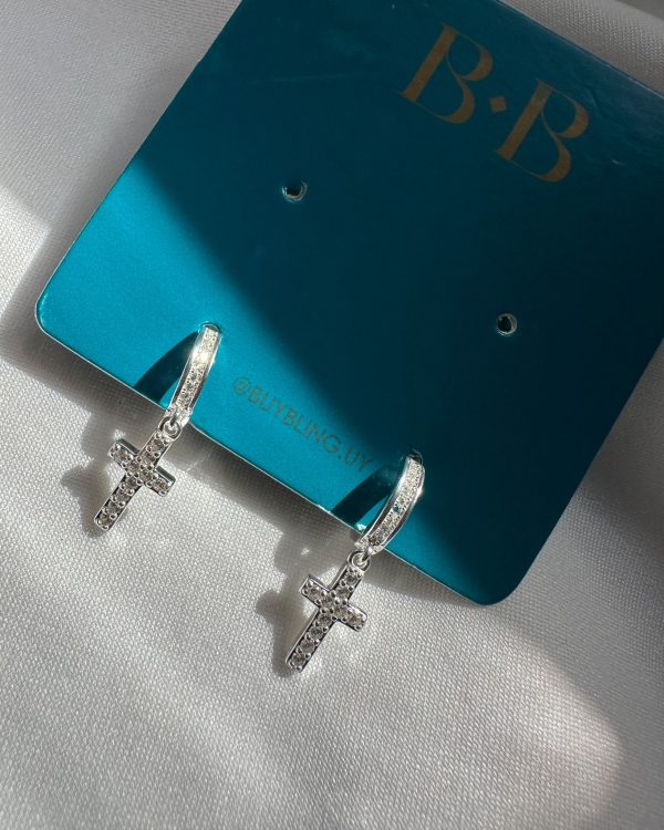 Aros con cruz brillante